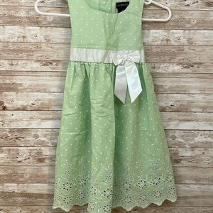 Girls, pastel green polkadot dress size 7